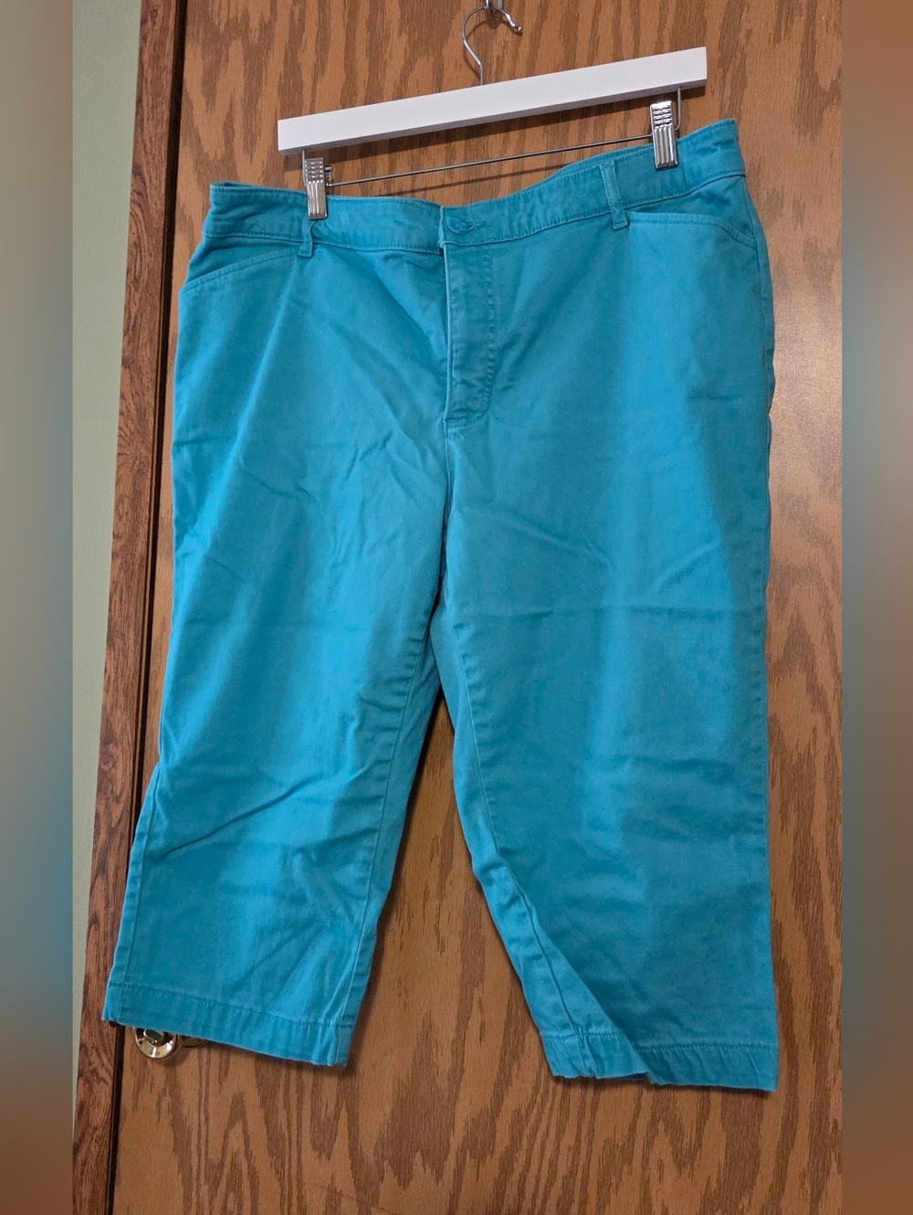 St. John's Bay Teal Capri size 16